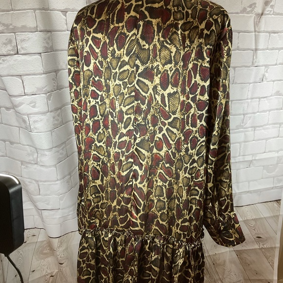 “ZARA” Snakeskin print rouched detail dress. - Picture 3 of 8